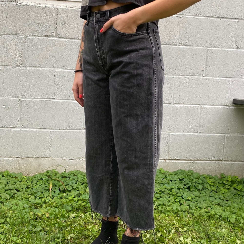 cropped jeans